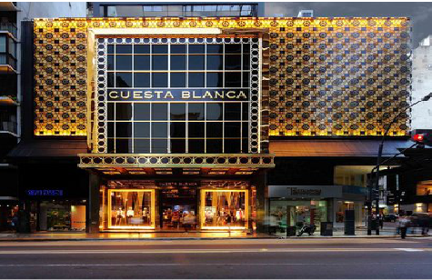 佳县门头设计与商业空间的纽带。