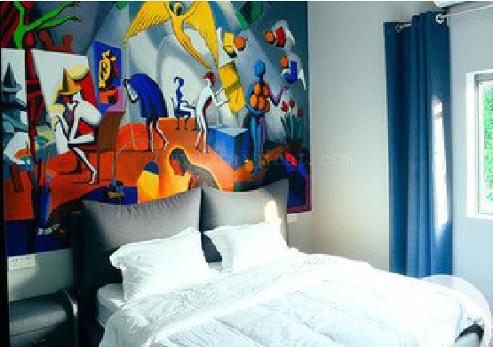 佳县对于酒店的墙体彩绘而言更注重哪些方面？